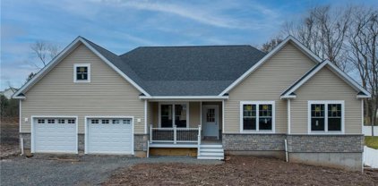 95 Orchard Hill Lane, Middletown
