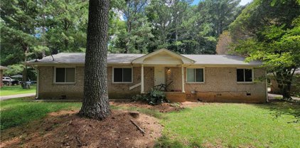 3966 Burns Nw Road, Lilburn