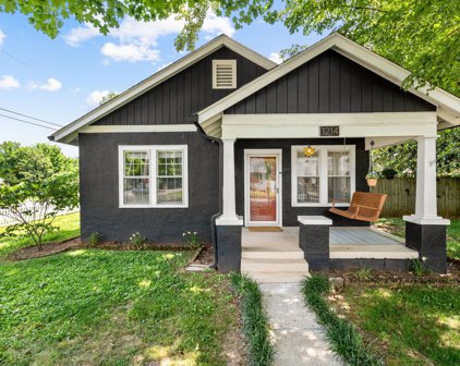 1214 N Academy St, Murfreesboro