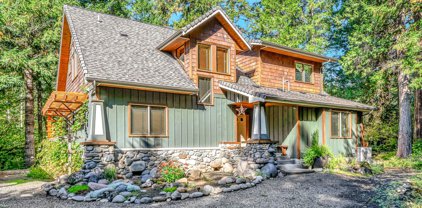 54921 E KING RD, McKenzie Bridge