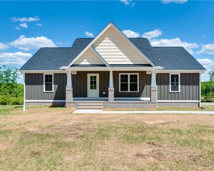 3156 Huguenot Trail, Powhatan