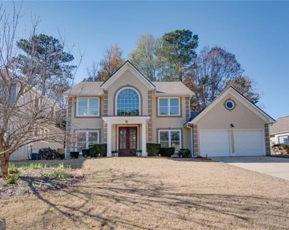 10805 Pinewalk Forest Circle, Alpharetta