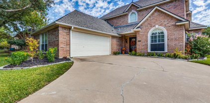 6932 Allen Place  Drive, Fort Worth