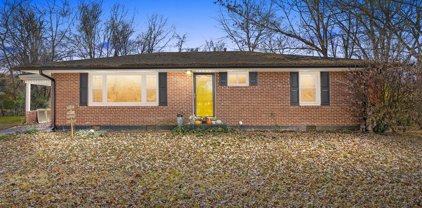 111 Rebecca Ln, Clarksville