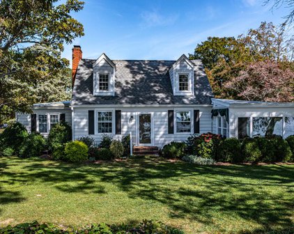 344 River Bluff Road, White Stone