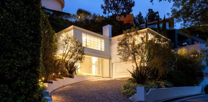 1321 Belfast Drive, Los Angeles