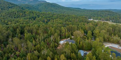 301 Gauley Falls Road, Pickens