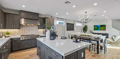 204 Zawn, Irvine
