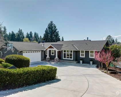2825 94th Avenue NE, Clyde Hill