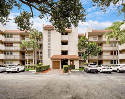 1931 Sabal Palm Dr Unit #402, Davie