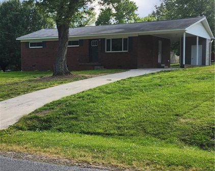 5147 Glenview Drive, Archdale
