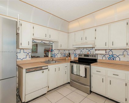 2800 Somerset Dr Unit #402J, Lauderdale Lakes