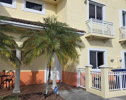 17986 Nw 74th Ct Unit #17986, Hialeah