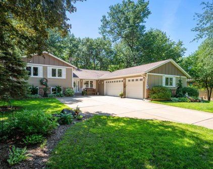 1085 Nelson Drive, Shoreview