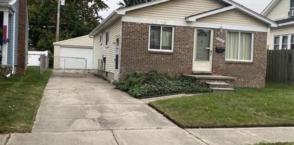 28067 Pinehurst, Roseville