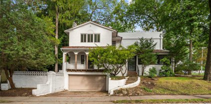 141 Baker Hill Road, Great Neck