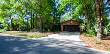 150 Essex Drive, Longwood