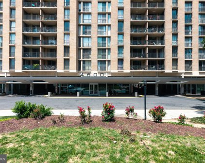 4600 S Four Mile Run Dr Unit #1105, Arlington