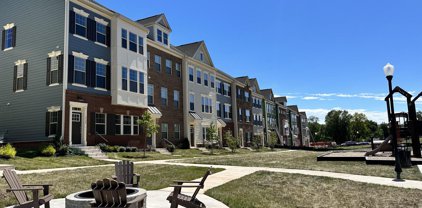 9374 Barnes Loop, Manassas