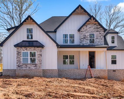 2387 Davidson Graveyard Rd., Clarksville