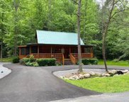 2037 Rhododendron Ln, Sevierville image