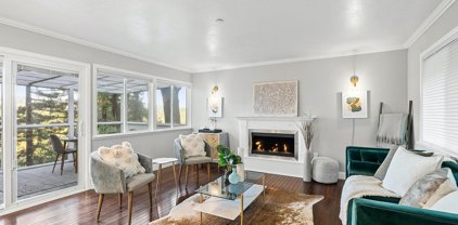 42 Redwood Road, Fairfax