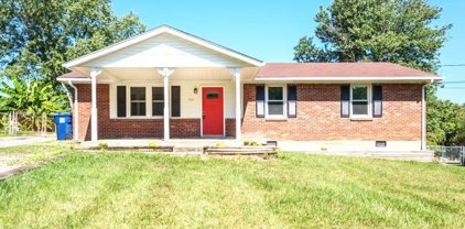 703 W Madison St, La Grange