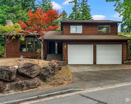 21335 Pioneer Way, Edmonds