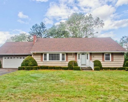 89 Richmond Rd, Ludlow