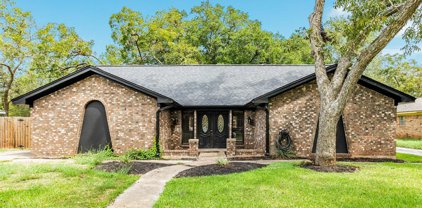 124 Dogwood Street, Lake Jackson