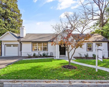 9411 Rockville Pike, Bethesda