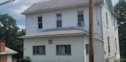 108 Center St, Frostburg