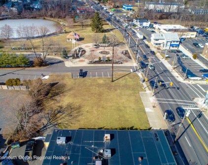 30 Highway 35, Eatontown