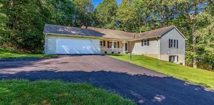 1419 Steeple Chase Rd, Downingtown