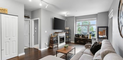245 Ross Drive Unit 109, New Westminster