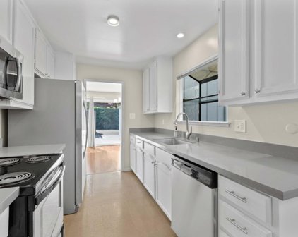 2201 Village CT 4, Belmont