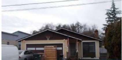 1047 Pine St, Brownsville