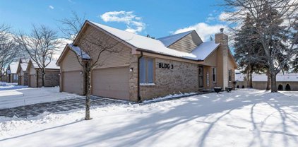 41423 Ambercrest, Sterling Heights