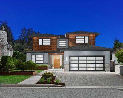 3192 Beverley Crescent, North Vancouver