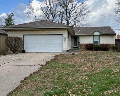 431 NW Sherwood Drive, Blue Springs