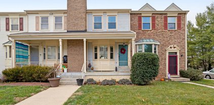 3802 Roxbury Ct, Alexandria