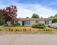 8642 Mccutcheon Avenue, Chilliwack image
