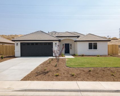 706 Sinatra, Shafter