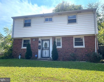 327 Winslow Rd, Oxon Hill