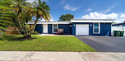 8002 Nw 68th Ave, Tamarac