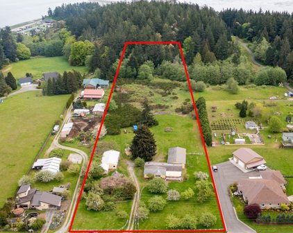 11221 Whistle Lake Road, Anacortes