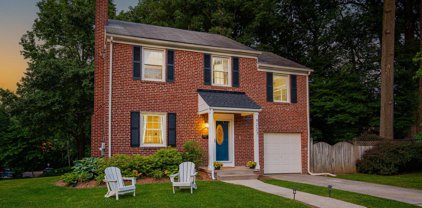 9227 Mintwood St, Silver Spring