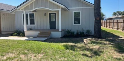 124 County Road 123, Floresville