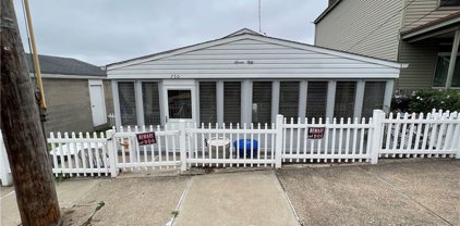 750 Graphic St, Greenfield