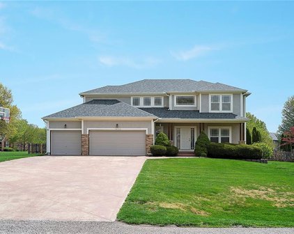 18733 Greenway Lane, Olathe